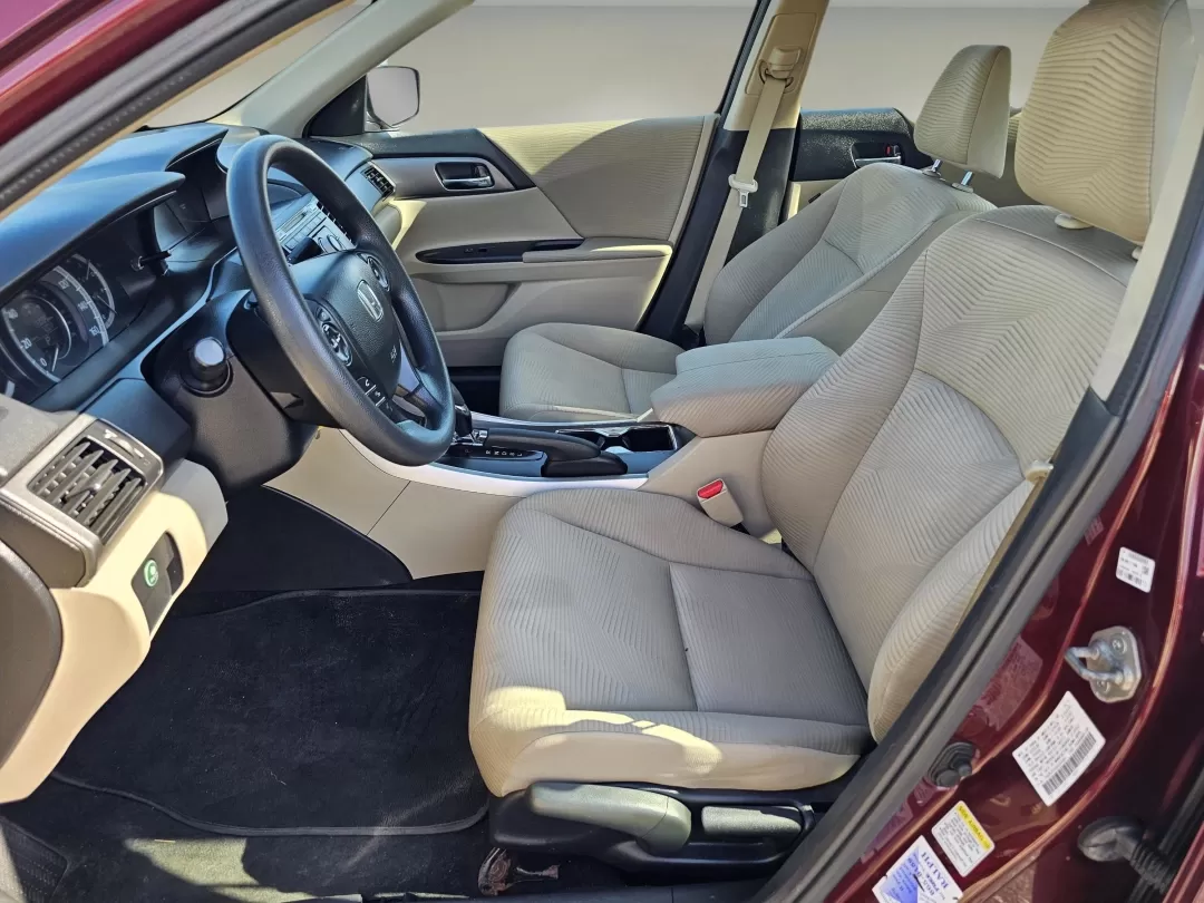 2014 Honda Accord Sedan LX (1HGCR2F34EA) with an Other engine, located at 1430 Gateway Drive, Opelika, AL, 36801, (334) 239-0944, 32.637871, -85.409790 - 2014 Honda Accord Sedan LX - Photo#9