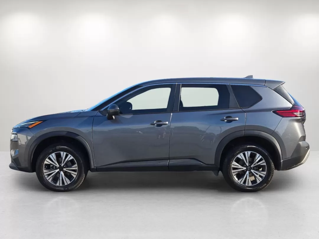 2022 /Charcoal Nissan Rogue SV (5N1BT3BB5NC) with an Other engine, located at 5115 14th Ave., Columbus, GA, 31904, (706) 323-0345, 32.511494, -84.971046 - Are you ready to elevate your daily commute or embark on unforgettable weekend adventures? This 2022 Nissan Rogue SV is the perfect blend of comfort, style, and functionality, ready to take you wherever life leads you. With a spacious interior and advanced safety features, it's ideal for growing fam - Photo#8