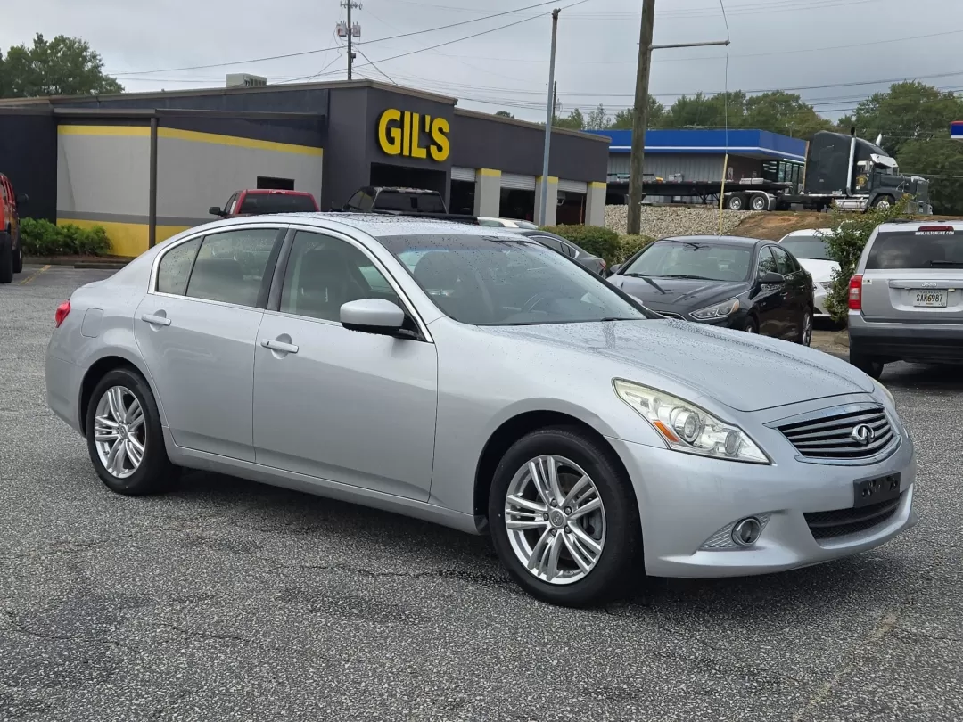 2013 /Graphite Infiniti G37 Sedan x (JN1CV6AR5DM) with an Other engine, located at 3959 U.S. 80 W, Phenix City, AL, 36870, (334) 297-4885, 32.469296, -85.135185 - **Elevate Your Daily Drive with the 2013 Infiniti G37 Sedan from Gils Auto - Phenix City!**<br /> <br /> Imagine cruising through the picturesque streets of Phenix City, AL, in a refined sedan that combines luxury with performance. Whether you're commuting to work, running errands around town, or em - Photo#3