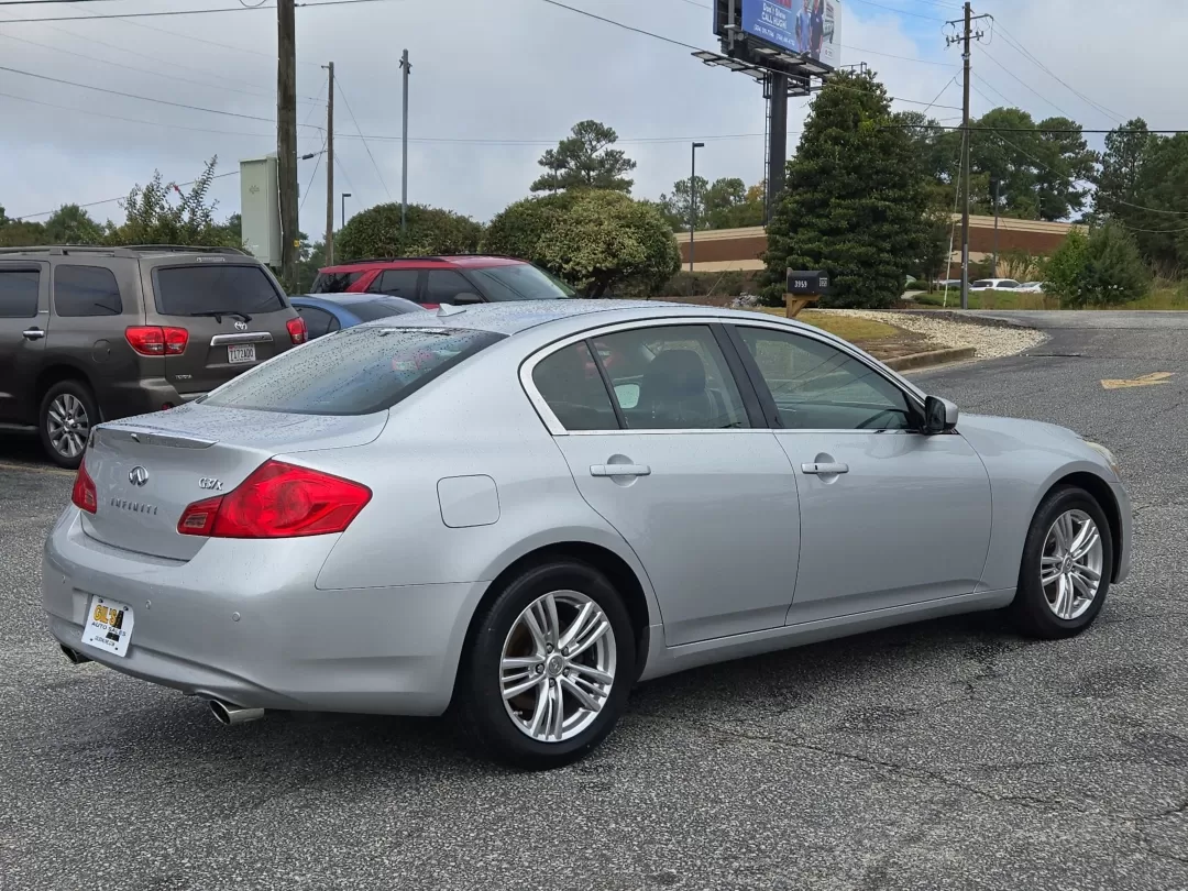 2013 /Graphite Infiniti G37 Sedan x (JN1CV6AR5DM) with an Other engine, located at 3959 U.S. 80 W, Phenix City, AL, 36870, (334) 297-4885, 32.469296, -85.135185 - **Elevate Your Daily Drive with the 2013 Infiniti G37 Sedan from Gils Auto - Phenix City!**<br /> <br /> Imagine cruising through the picturesque streets of Phenix City, AL, in a refined sedan that combines luxury with performance. Whether you're commuting to work, running errands around town, or em - Photo#5
