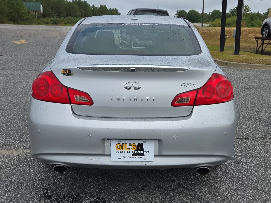 2013 /Graphite Infiniti G37 Sedan x (JN1CV6AR5DM) with an Other engine, located at 3959 U.S. 80 W, Phenix City, AL, 36870, (334) 297-4885, 32.469296, -85.135185 - **Elevate Your Daily Drive with the 2013 Infiniti G37 Sedan from Gils Auto - Phenix City!**<br /> <br /> Imagine cruising through the picturesque streets of Phenix City, AL, in a refined sedan that combines luxury with performance. Whether you're commuting to work, running errands around town, or em - Photo#6