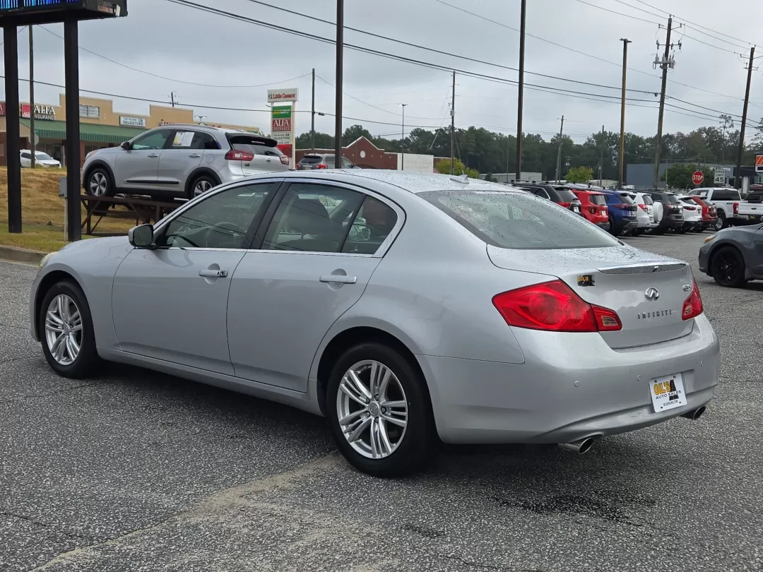 2013 /Graphite Infiniti G37 Sedan x (JN1CV6AR5DM) with an Other engine, located at 3959 U.S. 80 W, Phenix City, AL, 36870, (334) 297-4885, 32.469296, -85.135185 - **Elevate Your Daily Drive with the 2013 Infiniti G37 Sedan from Gils Auto - Phenix City!**<br /> <br /> Imagine cruising through the picturesque streets of Phenix City, AL, in a refined sedan that combines luxury with performance. Whether you're commuting to work, running errands around town, or em - Photo#7
