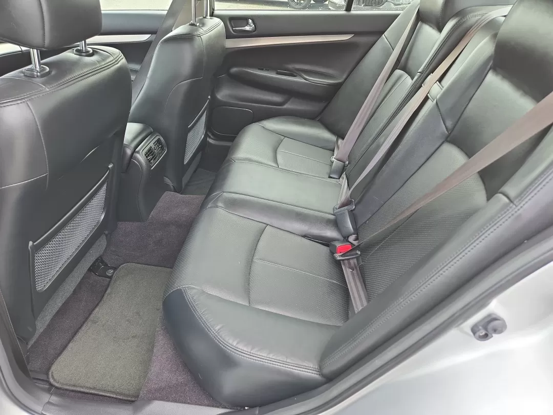 2013 /Graphite Infiniti G37 Sedan x (JN1CV6AR5DM) with an Other engine, located at 3959 U.S. 80 W, Phenix City, AL, 36870, (334) 297-4885, 32.469296, -85.135185 - **Elevate Your Daily Drive with the 2013 Infiniti G37 Sedan from Gils Auto - Phenix City!**<br /> <br /> Imagine cruising through the picturesque streets of Phenix City, AL, in a refined sedan that combines luxury with performance. Whether you're commuting to work, running errands around town, or em - Photo#12