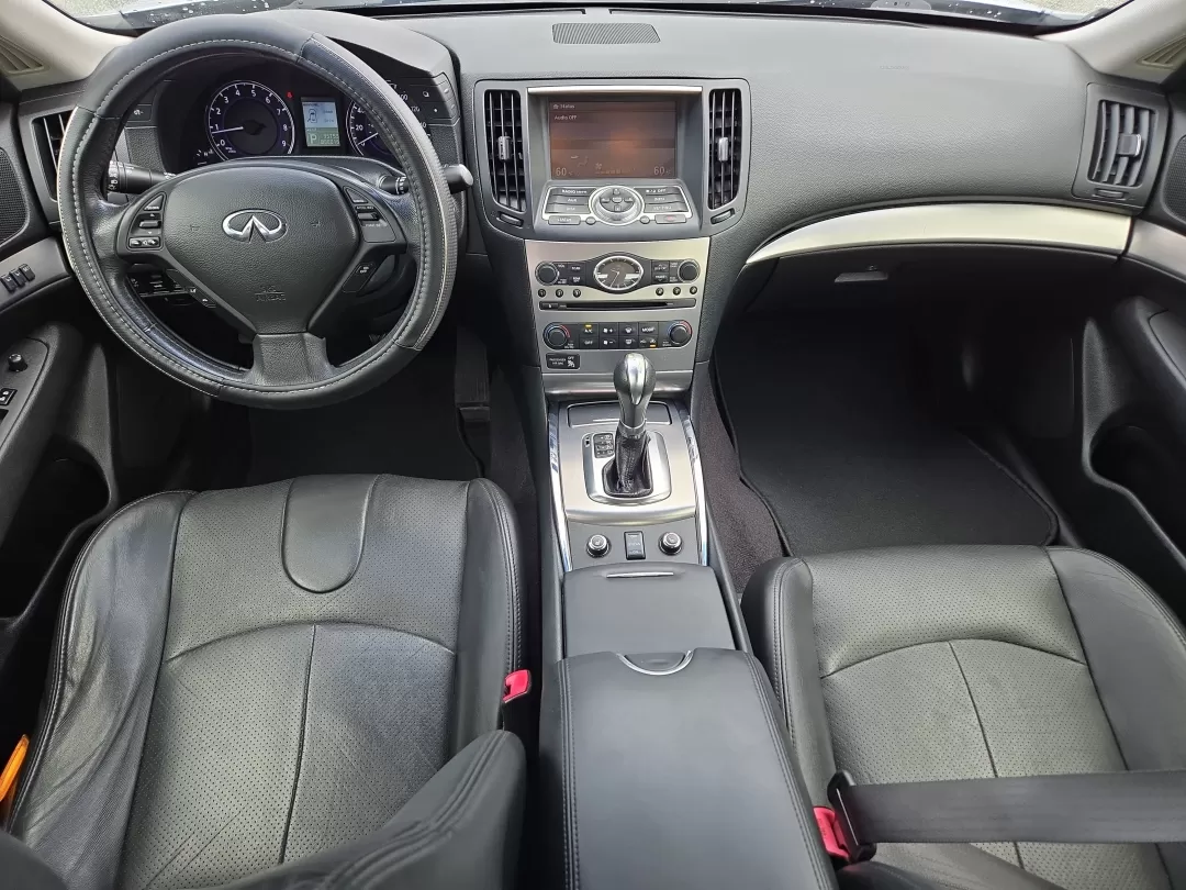 2013 /Graphite Infiniti G37 Sedan x (JN1CV6AR5DM) with an Other engine, located at 3959 U.S. 80 W, Phenix City, AL, 36870, (334) 297-4885, 32.469296, -85.135185 - **Elevate Your Daily Drive with the 2013 Infiniti G37 Sedan from Gils Auto - Phenix City!**<br /> <br /> Imagine cruising through the picturesque streets of Phenix City, AL, in a refined sedan that combines luxury with performance. Whether you're commuting to work, running errands around town, or em - Photo#13