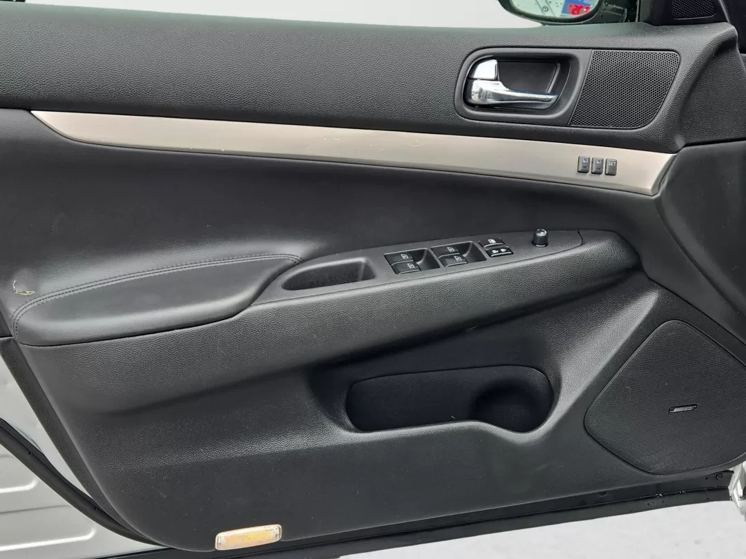 2013 /Graphite Infiniti G37 Sedan x (JN1CV6AR5DM) with an Other engine, located at 5115 14th Ave., Columbus, GA, 31904, (706) 323-0345, 32.511494, -84.971046 - **Elevate Your Daily Drive with the 2013 Infiniti G37 Sedan from Gils Auto - Phenix City!**<br /> <br /> Imagine cruising through the picturesque streets of Phenix City, AL, in a refined sedan that combines luxury with performance. Whether you're commuting to work, running errands around town, or em - Photo#9