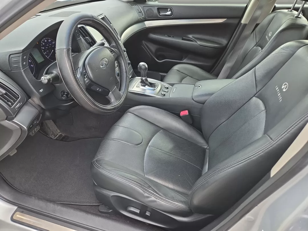 2013 /Graphite Infiniti G37 Sedan x (JN1CV6AR5DM) with an Other engine, located at 5115 14th Ave., Columbus, GA, 31904, (706) 323-0345, 32.511494, -84.971046 - **Elevate Your Daily Drive with the 2013 Infiniti G37 Sedan from Gils Auto - Phenix City!**<br /> <br /> Imagine cruising through the picturesque streets of Phenix City, AL, in a refined sedan that combines luxury with performance. Whether you're commuting to work, running errands around town, or em - Photo#11