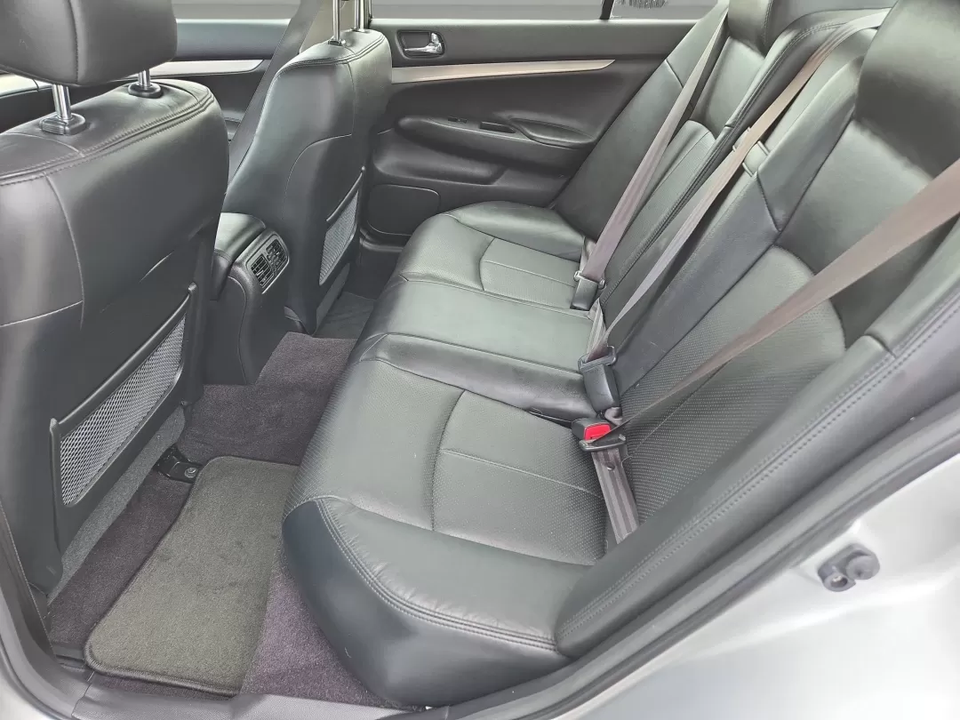 2013 /Graphite Infiniti G37 Sedan x (JN1CV6AR5DM) with an Other engine, located at 5115 14th Ave., Columbus, GA, 31904, (706) 323-0345, 32.511494, -84.971046 - **Elevate Your Daily Drive with the 2013 Infiniti G37 Sedan from Gils Auto - Phenix City!**<br /> <br /> Imagine cruising through the picturesque streets of Phenix City, AL, in a refined sedan that combines luxury with performance. Whether you're commuting to work, running errands around town, or em - Photo#12