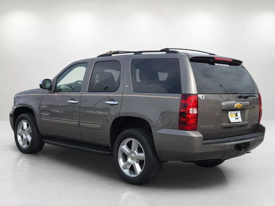 2014 /Light Cashmere/Dark Cashmere Chevrolet Tahoe LT (1GNSCBE07ER) with an Other engine, located at 5115 14th Ave., Columbus, GA, 31904, (706) 323-0345, 32.511494, -84.971046 - 2014 Chevrolet Tahoe LT - Photo#7