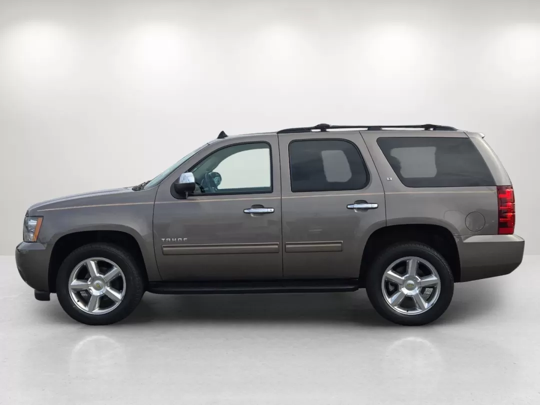 2014 /Light Cashmere/Dark Cashmere Chevrolet Tahoe LT (1GNSCBE07ER) with an Other engine, located at 5115 14th Ave., Columbus, GA, 31904, (706) 323-0345, 32.511494, -84.971046 - 2014 Chevrolet Tahoe LT - Photo#8