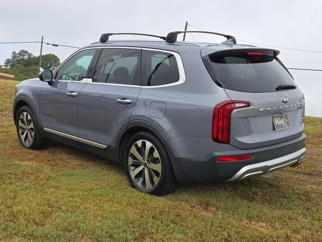 2020 /Black Kia Telluride S (5XYP64HC7LG) with an Other engine, located at 3959 U.S. 80 W, Phenix City, AL, 36870, (334) 297-4885, 32.469296, -85.135185 - Are you ready to elevate your family adventures or streamline your daily commute? Look no further than this impressive 2020 Kia Telluride S, available now at Gils Auto in Phenix City, AL. With its spacious 8-passenger seating and versatile features, this SUV is perfect for growing families, weekend - Photo#7