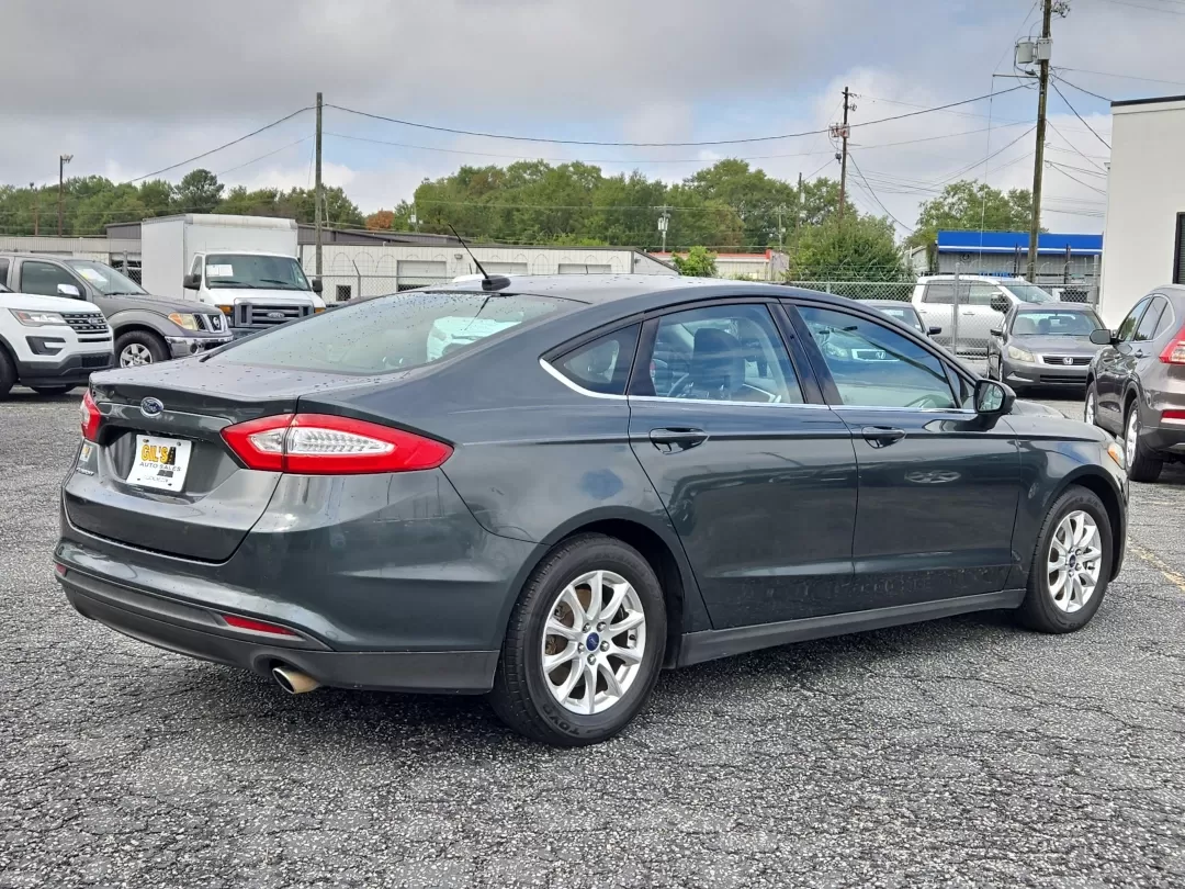 2015 Ford Fusion S (1FA6P0G72F5) with an Other engine, located at 3959 U.S. 80 W, Phenix City, AL, 36870, (334) 297-4885, 32.469296, -85.135185 - Experience the thrill of driving with this 2015 Ford Fusion S, an ideal sedan for those seeking a perfect blend of style, comfort, and fuel efficiency. Whether you're commuting to work in downtown Phenix City or taking a weekend road trip to nearby hotspots like Lake Harding, this vehicle is designe - Photo#5