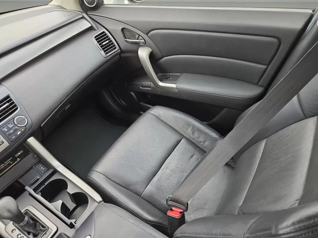 2011 Acura RDX (5J8TB1H29BA) with an Other engine, located at 3959 U.S. 80 W, Phenix City, AL, 36870, (334) 297-4885, 32.469296, -85.135185 - **Explore the Road Ahead with the 2011 Acura RDX Your Next Adventure Awaits!**<br /> <br /> Are you searching for the perfect vehicle to accommodate your active lifestyle or growing family? Look no further! The 2011 Acura RDX, available at Gils Auto in Phenix City, AL, is designed for those who cra - Photo#15