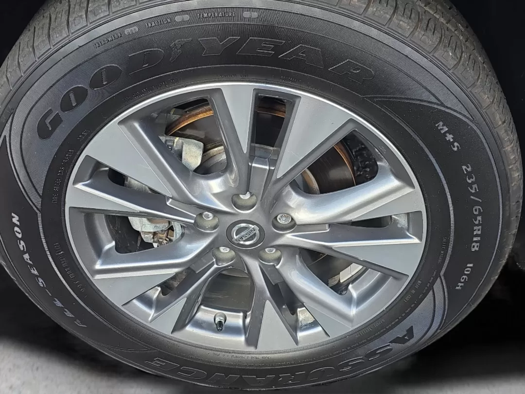2015 /Black Nissan Murano S (5N1AZ2MG8FN) with an Other engine, located at 521 Old Farm Lane Rd, Prattville, AL, 36066, (334) 325-1505, 32.482460, -86.416367 - **Unleash Adventure with the 2015 Nissan Murano at Gils Auto - Your Trusted BHPH Dealer in Phenix City!**<br /> <br /> Are you ready to elevate your lifestyle? Whether you're embarking on a weekend adventure, managing school runs with the family, or tackling those long commutes, the 2015 Nissan Mura - Photo#9