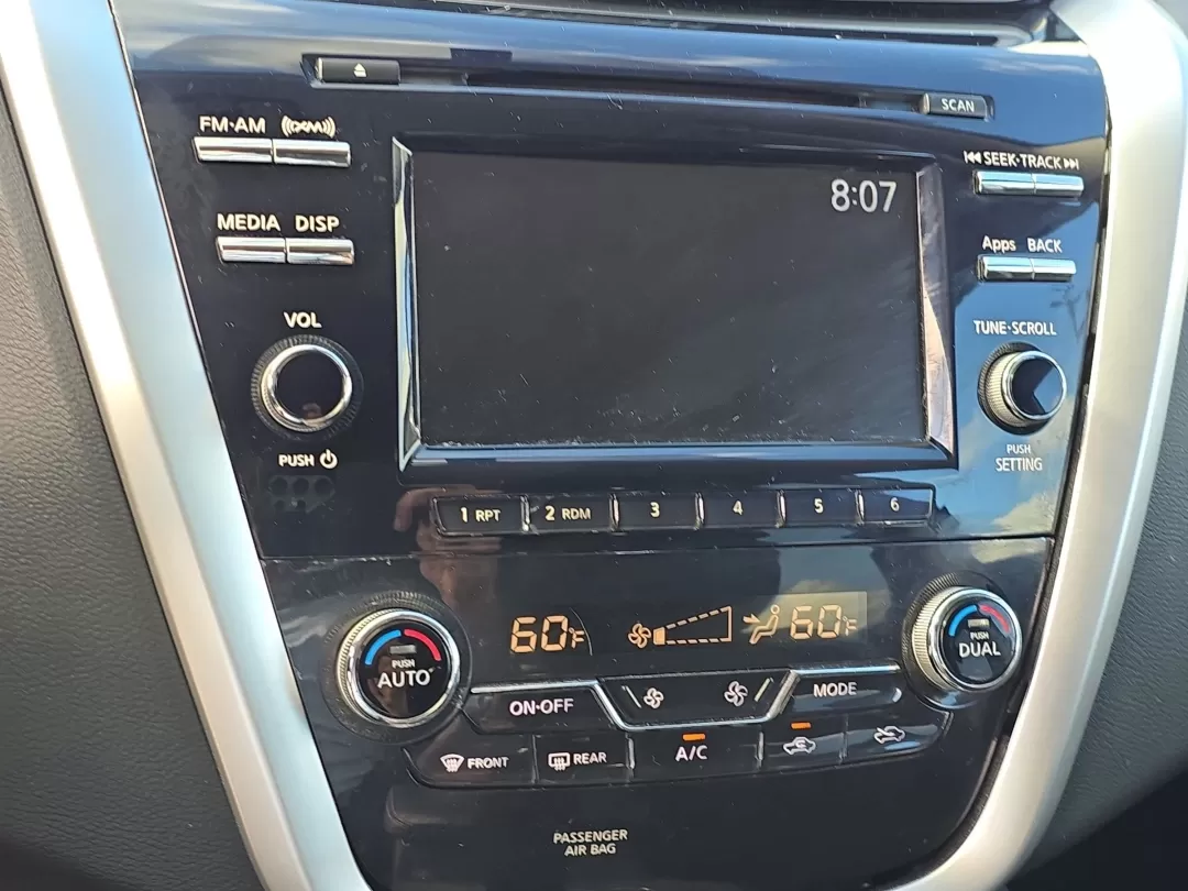 2015 /Black Nissan Murano S (5N1AZ2MG8FN) with an Other engine, located at 521 Old Farm Lane Rd, Prattville, AL, 36066, (334) 325-1505, 32.482460, -86.416367 - **Unleash Adventure with the 2015 Nissan Murano at Gils Auto - Your Trusted BHPH Dealer in Phenix City!**<br /> <br /> Are you ready to elevate your lifestyle? Whether you're embarking on a weekend adventure, managing school runs with the family, or tackling those long commutes, the 2015 Nissan Mura - Photo#21