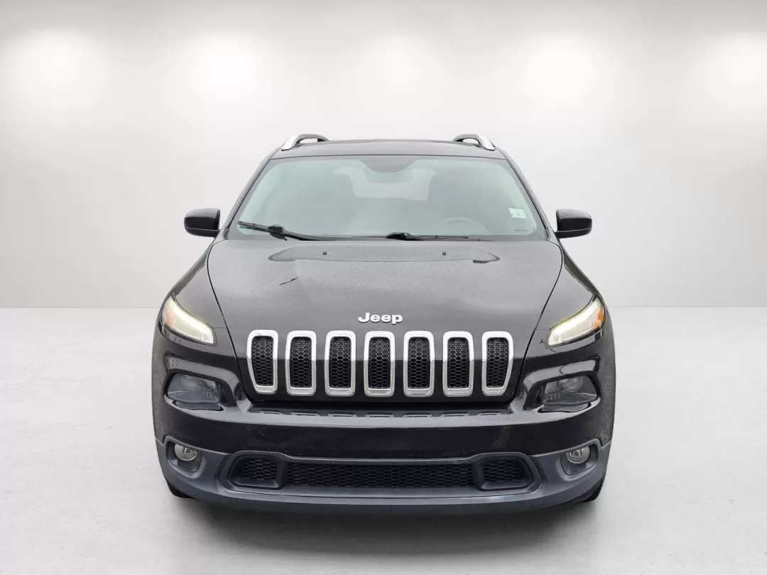 2016 /Black Jeep Cherokee Latitude (1C4PJLCB7GW) with an Other engine, located at 7000 Northlake Connector, Columbus, GA, 31904, (706) 987-8085, 32.524975, -84.978134 - 2016 Jeep Cherokee Latitude - Photo#1