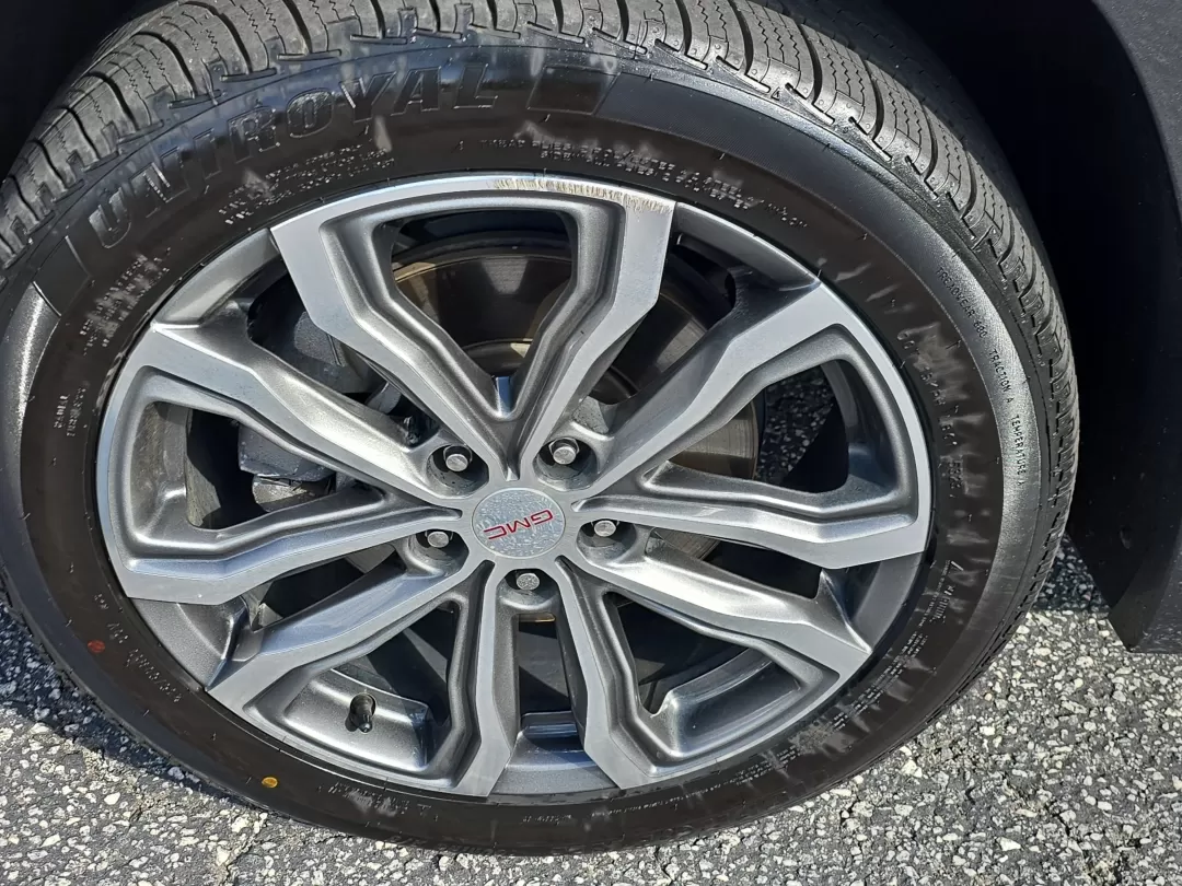 2018 /Light Platinum/Taupe GMC Terrain Denali (3GKALSEX4JL) with an Other engine, located at 3959 U.S. 80 W, Phenix City, AL, 36870, (334) 297-4885, 32.469296, -85.135185 - 2018 GMC Terrain Denali - Photo#10