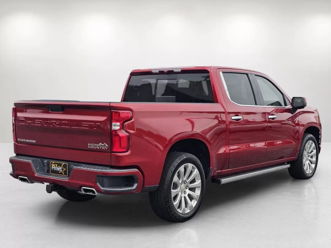 2022 /Jet Black Chevrolet Silverado 1500 LTD High Country (1GCUYHEL5NZ) with an Other engine, located at 804 22nd Ave, Phenix City, AL, 36870, (334) 297-1860, 32.484749, -85.024475 - **Elevate Your Adventures with the 2022 Chevrolet Silverado 1500 LTD High Country!**<br /> <br /> Are you ready to take your outdoor adventures and daily drives to the next level? The 2022 Chevrolet Silverado 1500 LTD High Country, available at Gils Auto in Phenix City, AL, is the perfect companion - Photo#4