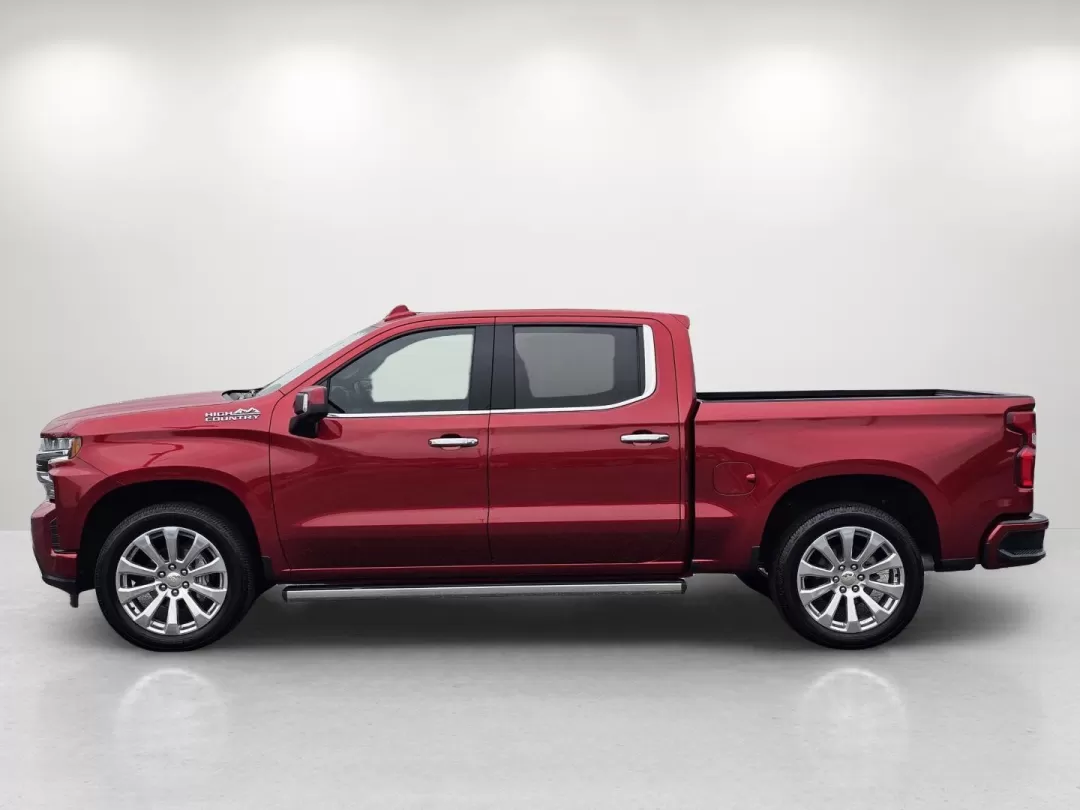 2022 /Jet Black Chevrolet Silverado 1500 LTD High Country (1GCUYHEL5NZ) with an Other engine, located at 804 22nd Ave, Phenix City, AL, 36870, (334) 297-1860, 32.484749, -85.024475 - **Elevate Your Adventures with the 2022 Chevrolet Silverado 1500 LTD High Country!**<br /> <br /> Are you ready to take your outdoor adventures and daily drives to the next level? The 2022 Chevrolet Silverado 1500 LTD High Country, available at Gils Auto in Phenix City, AL, is the perfect companion - Photo#7