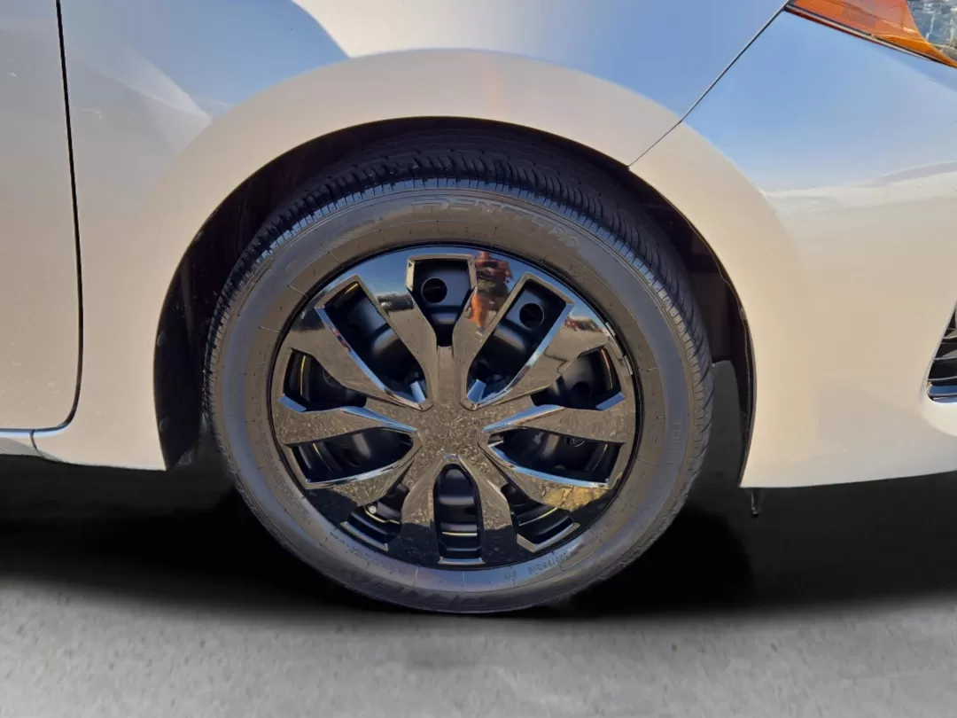 2019 Toyota Corolla LE (2T1BURHE8KC) with an Other engine, located at 3959 U.S. 80 W, Phenix City, AL, 36870, (334) 297-4885, 32.469296, -85.135185 - **Discover Your Next Adventure with the 2019 Toyota Corolla at Gils Auto!**<br /> <br /> Are you ready to elevate your daily commute or embark on weekend adventures with a reliable and stylish vehicle? Look no further than this stunning 2019 Toyota Corolla, available now at Gils Auto in Phenix City, - Photo#3