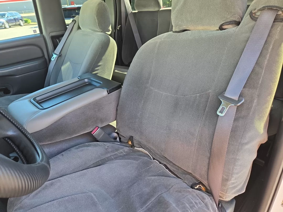 2005 /Dark Pewter GMC Sierra 2500HD Work Truck (1GTHC29U15E) with an Other engine, located at 3959 U.S. 80 W, Phenix City, AL, 36870, (334) 297-4885, 32.469296, -85.135185 - Looking for a reliable pickup truck that won't break the bank? The 2005 GMC Sierra 2500HD is the perfect solution for contractors, weekend adventurers, or growing families in need of rugged versatility. With its impressive towing capabilities and spacious interior, it's ready for any job, weekend ge - Photo#11