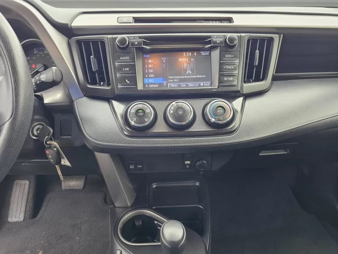 2018 Toyota RAV4 LE (JTMZFREV4JJ) with an Other engine, located at 3959 U.S. 80 W, Phenix City, AL, 36870, (334) 297-4885, 32.469296, -85.135185 - 2018 Toyota RAV4 LE - Photo#11