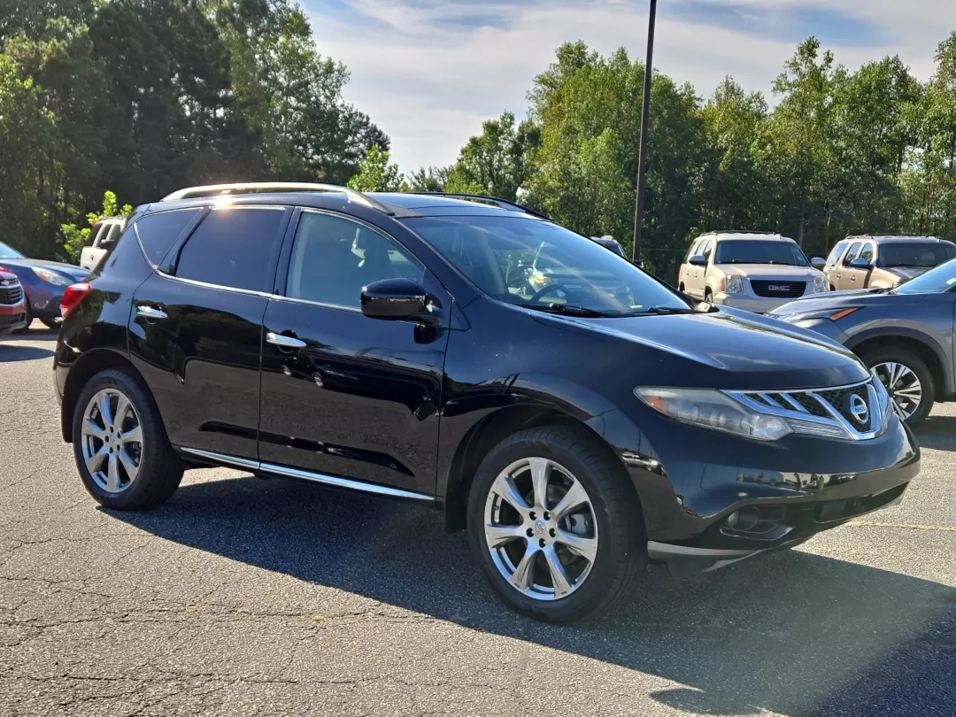 2013 /Black Nissan Murano LE (JN8AZ1MU3DW) with an Other engine, located at 3959 U.S. 80 W, Phenix City, AL, 36870, (334) 297-4885, 32.469296, -85.135185 - Are you ready to elevate your driving experience? Whether you're a growing family in need of ample space, a commuter who values comfort on long drives, or an adventure seeker looking for the perfect vehicle to tackle weekend getaways, the 2013 Nissan Murano LE is the versatile SUV you've been search - Photo#3