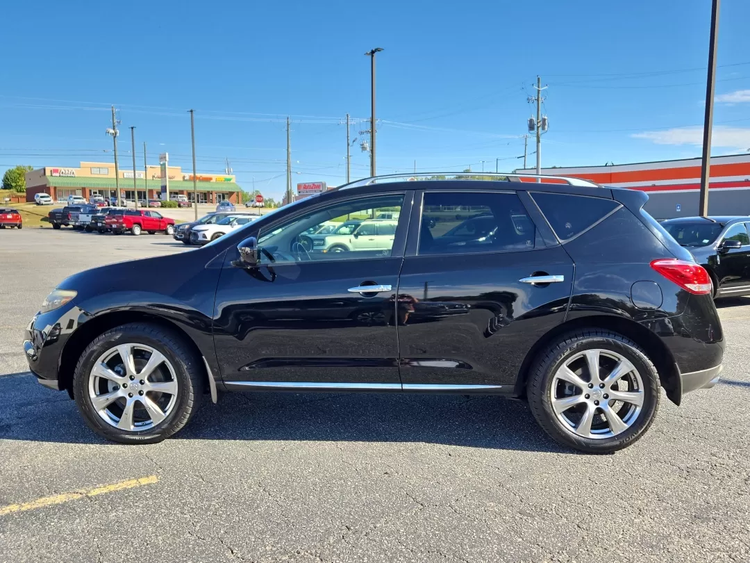 2013 /Black Nissan Murano LE (JN8AZ1MU3DW) with an Other engine, located at 3959 U.S. 80 W, Phenix City, AL, 36870, (334) 297-4885, 32.469296, -85.135185 - Are you ready to elevate your driving experience? Whether you're a growing family in need of ample space, a commuter who values comfort on long drives, or an adventure seeker looking for the perfect vehicle to tackle weekend getaways, the 2013 Nissan Murano LE is the versatile SUV you've been search - Photo#8