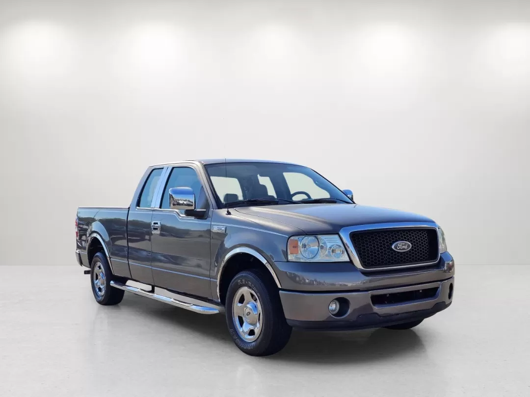 2007 Ford F-150 (1FTRX12W67F) with an Other engine, located at 521 Old Farm Lane Rd, Prattville, AL, 36066, (334) 325-1505, 32.482460, -86.416367 - **Experience the Thrill of Adventure with a 2007 Ford F-150 at Gils Auto - Prattville!**<br /> <br /> Are you ready to embrace the open road and elevate your lifestyle? Whether you're taking the family on a weekend getaway, tackling a home improvement project, or navigating your daily commute, this - Photo#3