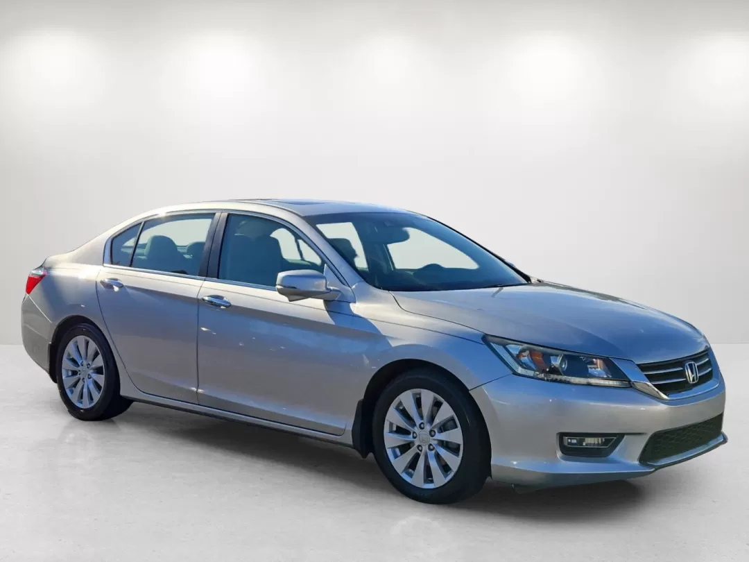 2013 Honda Accord Sdn EX-L (1HGCR2F87DA) with an Other engine, located at 3959 U.S. 80 W, Phenix City, AL, 36870, (334) 297-4885, 32.469296, -85.135185 - 2013 Honda Accord Sdn EX-L - Photo#3