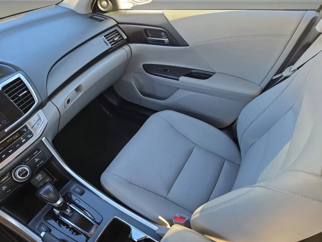 2013 Honda Accord Sdn EX-L (1HGCR2F87DA) with an Other engine, located at 3959 U.S. 80 W, Phenix City, AL, 36870, (334) 297-4885, 32.469296, -85.135185 - 2013 Honda Accord Sdn EX-L - Photo#14