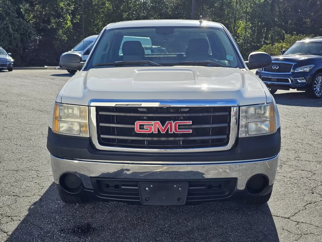 2007 /Dark Titanium GMC Sierra 1500 Work Truck (2GTEC19C271) with an Other engine, located at 5115 14th Ave., Columbus, GA, 31904, (706) 323-0345, 32.511494, -84.971046 - **Discover Your Next Adventure with the 2007 GMC Sierra 1500 at Gils Auto - Phenix City, AL!**<br /> <br /> Are you ready to tackle your next home improvement project, or perhaps you're planning a weekend getaway with friends? The 2007 GMC Sierra 1500 Extended Cab Pickup is the ideal vehicle for tho - Photo#1