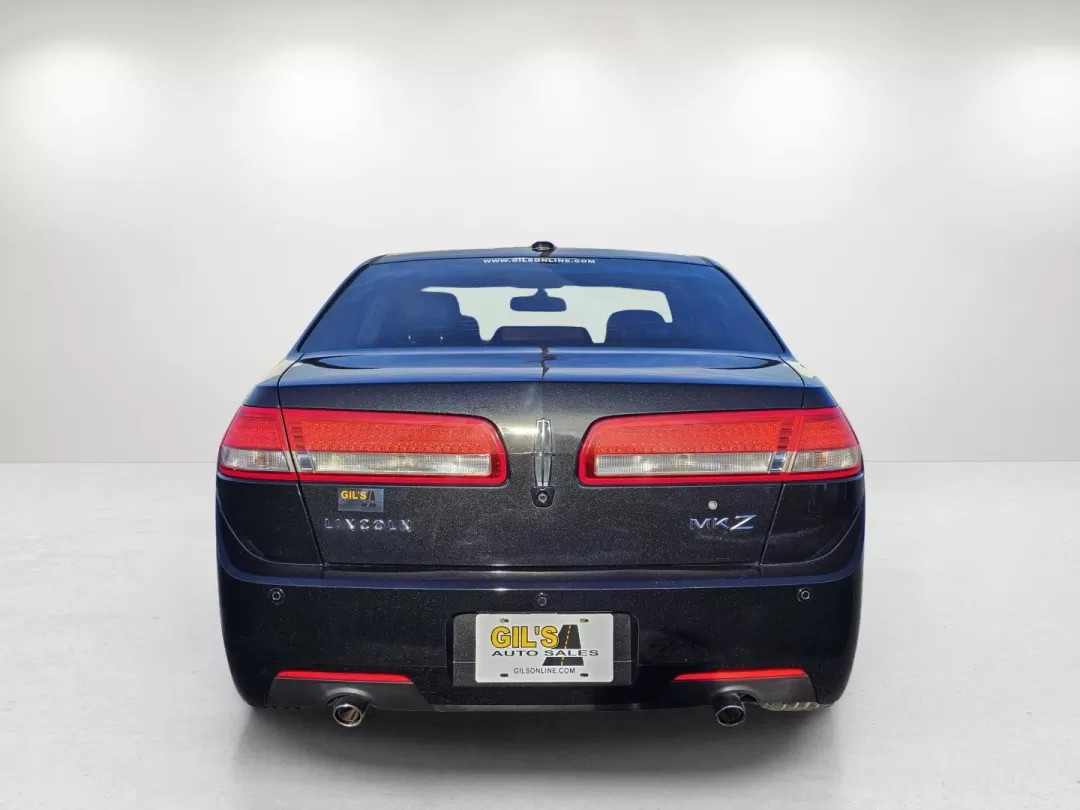2012 Lincoln MKZ photo 2