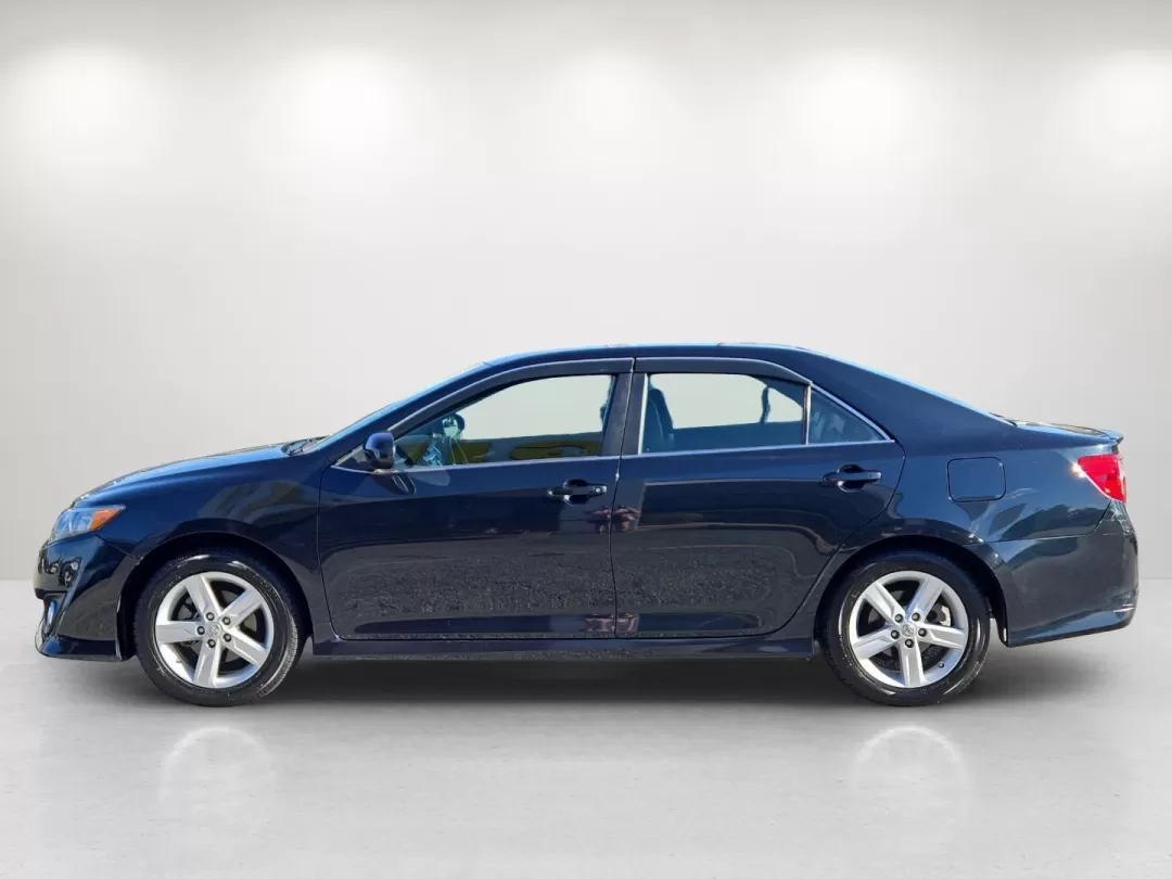 2013 Toyota Camry (4T1BF1FK8DU) with an Other engine, located at 5115 14th Ave., Columbus, GA, 31904, (706) 323-0345, 32.511494, -84.971046 - **Elevate Your Daily Commute with the 2013 Toyota Camry Ideal for Budget-Conscious Buyers!**<br /> <br /> Are you looking for a reliable sedan that perfectly balances comfort, efficiency, and technology? Look no further than this stunning 2013 Toyota Camry available at Gils Auto in Phenix City, AL. - Photo#8