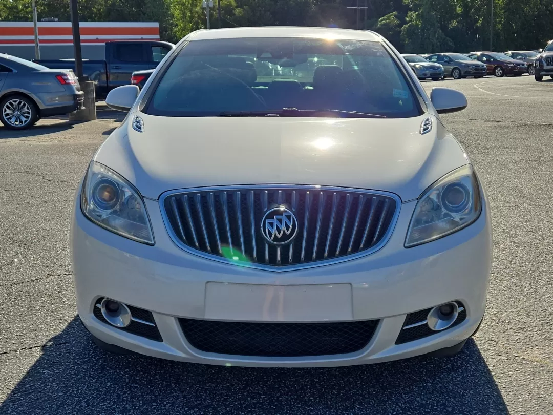 2014 Buick Verano Convenience photo 2