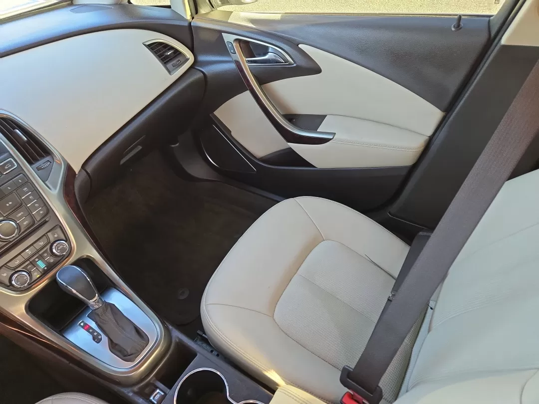2014 Buick Verano Convenience photo 14