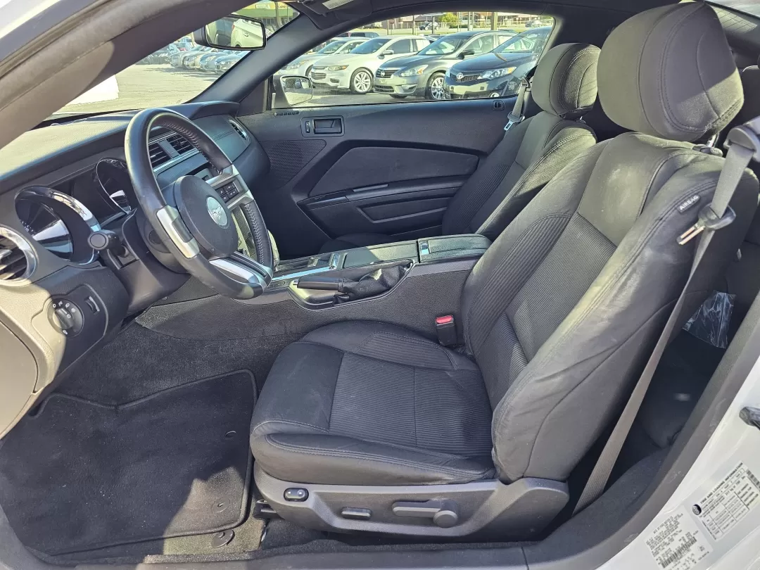 2014 Ford Mustang (1ZVBP8AM9E5) with an Other engine, located at 5115 14th Ave., Columbus, GA, 31904, (706) 323-0345, 32.511494, -84.971046 - Unleash your inner rebel with the 2014 Ford Mustang, the quintessential American muscle car that embodies freedom and adventure. Ideal for thrill-seekers and weekend warriors alike, this stunning white coupe combines timeless style with exhilarating performance. If you're looking to make an unforget - Photo#9