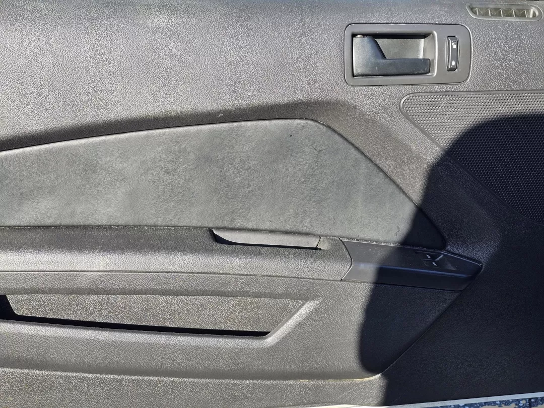 2014 Ford Mustang (1ZVBP8AM9E5) with an Other engine, located at 5115 14th Ave., Columbus, GA, 31904, (706) 323-0345, 32.511494, -84.971046 - Unleash your inner rebel with the 2014 Ford Mustang, the quintessential American muscle car that embodies freedom and adventure. Ideal for thrill-seekers and weekend warriors alike, this stunning white coupe combines timeless style with exhilarating performance. If you're looking to make an unforget - Photo#9
