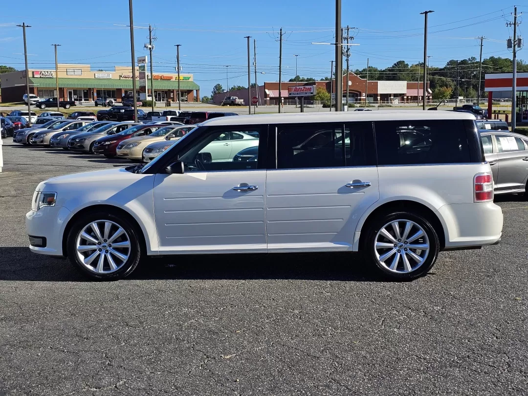 2015 Ford Flex SEL photo 8