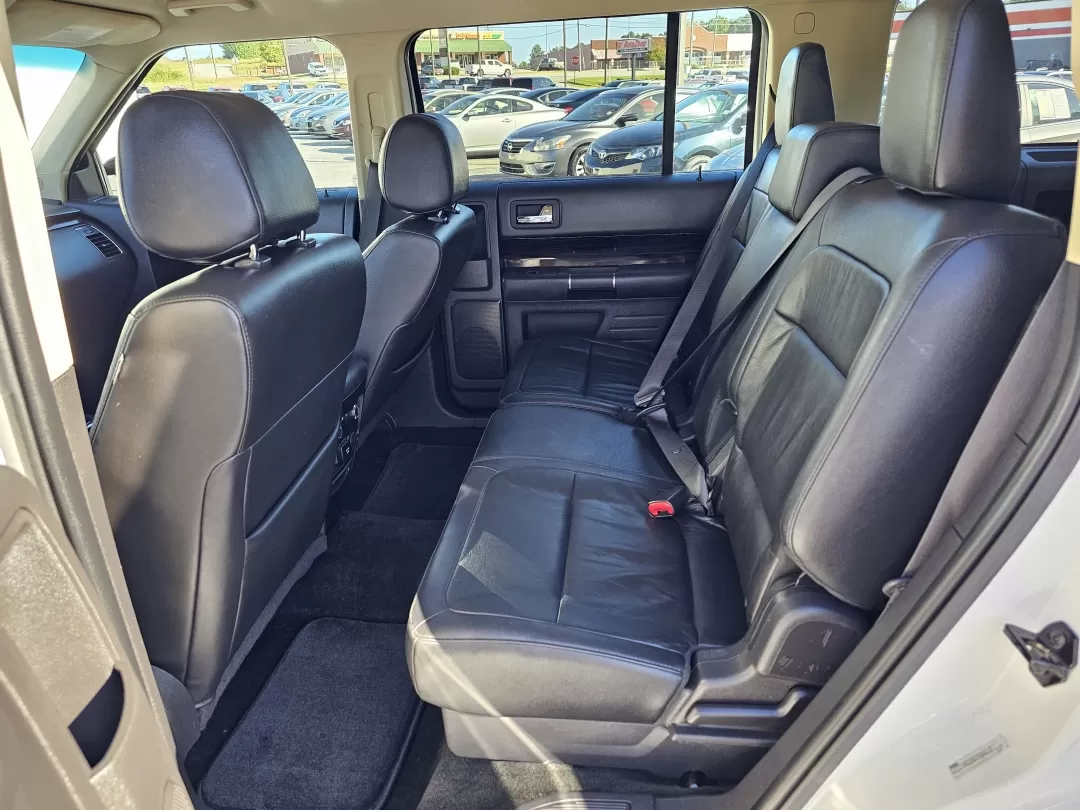 2015 Ford Flex SEL photo 14