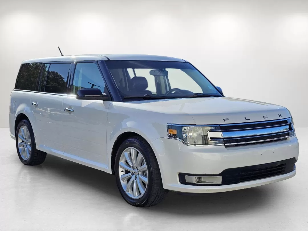 2015 Ford Flex SEL (2FMHK6C84FB) with an Other engine, located at 7000 Northlake Connector, Columbus, GA, 31904, (706) 987-8085, 32.524975, -84.978134 - **Discover Adventure with the 2015 Ford Flex SEL at Gils Auto!**<br /> <br /> Are you looking for a versatile vehicle that perfectly complements your active lifestyle? Whether you're a growing family, a weekend adventurer, or someone who simply enjoys the spaciousness of a well-designed crossover, t - Photo#2