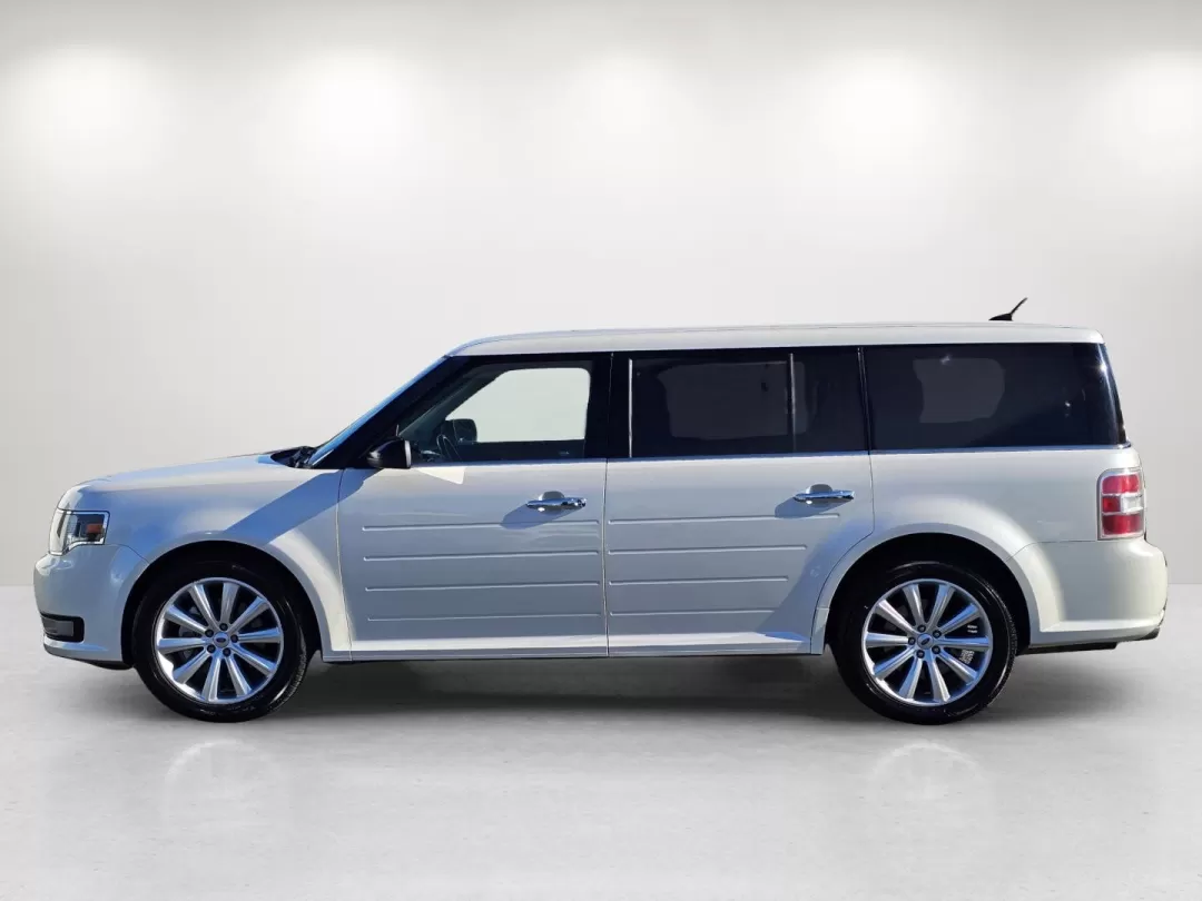 2015 Ford Flex SEL (2FMHK6C84FB) with an Other engine, located at 7000 Northlake Connector, Columbus, GA, 31904, (706) 987-8085, 32.524975, -84.978134 - **Discover Adventure with the 2015 Ford Flex SEL at Gils Auto!**<br /> <br /> Are you looking for a versatile vehicle that perfectly complements your active lifestyle? Whether you're a growing family, a weekend adventurer, or someone who simply enjoys the spaciousness of a well-designed crossover, t - Photo#7