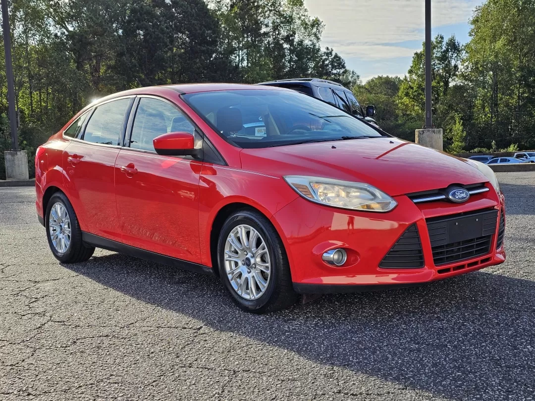 2012 Ford Focus SE photo 3