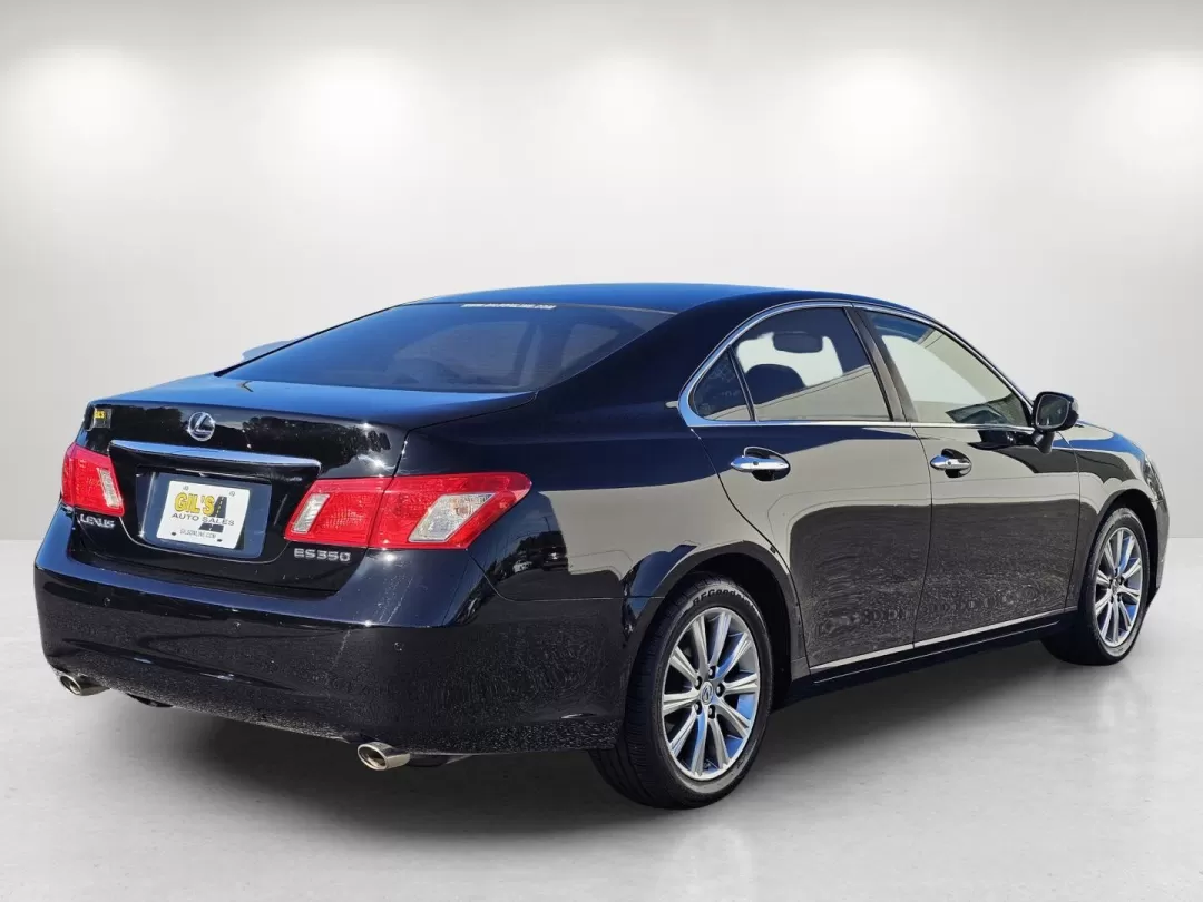 2008 Lexus ES 350 (JTHBJ46G982) with an Other engine, located at 5115 14th Ave., Columbus, GA, 31904, (706) 323-0345, 32.511494, -84.971046 - Are you ready to elevate your daily drive with a touch of luxury? At Gils Auto in Phenix City, AL, we have the perfect vehicle for you: a stunning 2008 Lexus ES 350, designed for those who appreciate both comfort and style. This sedan is not just a mode of transportation; it's an experience that enh - Photo#4