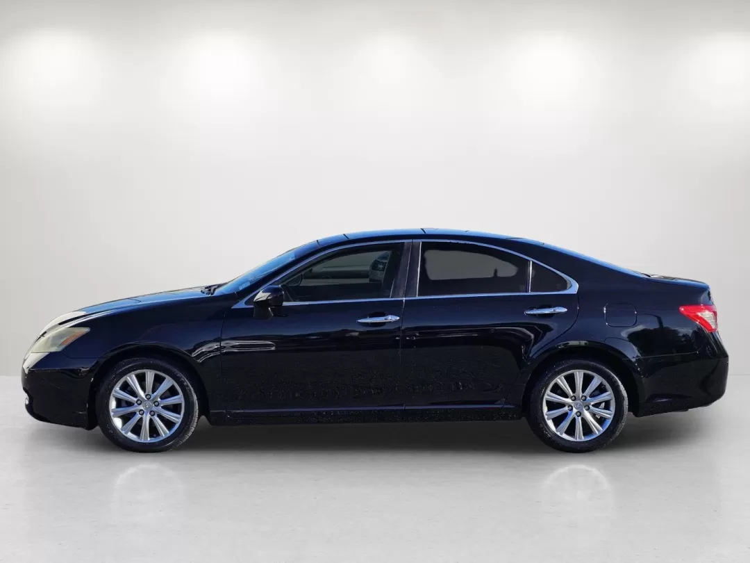 2008 Lexus ES 350 (JTHBJ46G982) with an Other engine, located at 5115 14th Ave., Columbus, GA, 31904, (706) 323-0345, 32.511494, -84.971046 - Are you ready to elevate your daily drive with a touch of luxury? At Gils Auto in Phenix City, AL, we have the perfect vehicle for you: a stunning 2008 Lexus ES 350, designed for those who appreciate both comfort and style. This sedan is not just a mode of transportation; it's an experience that enh - Photo#7