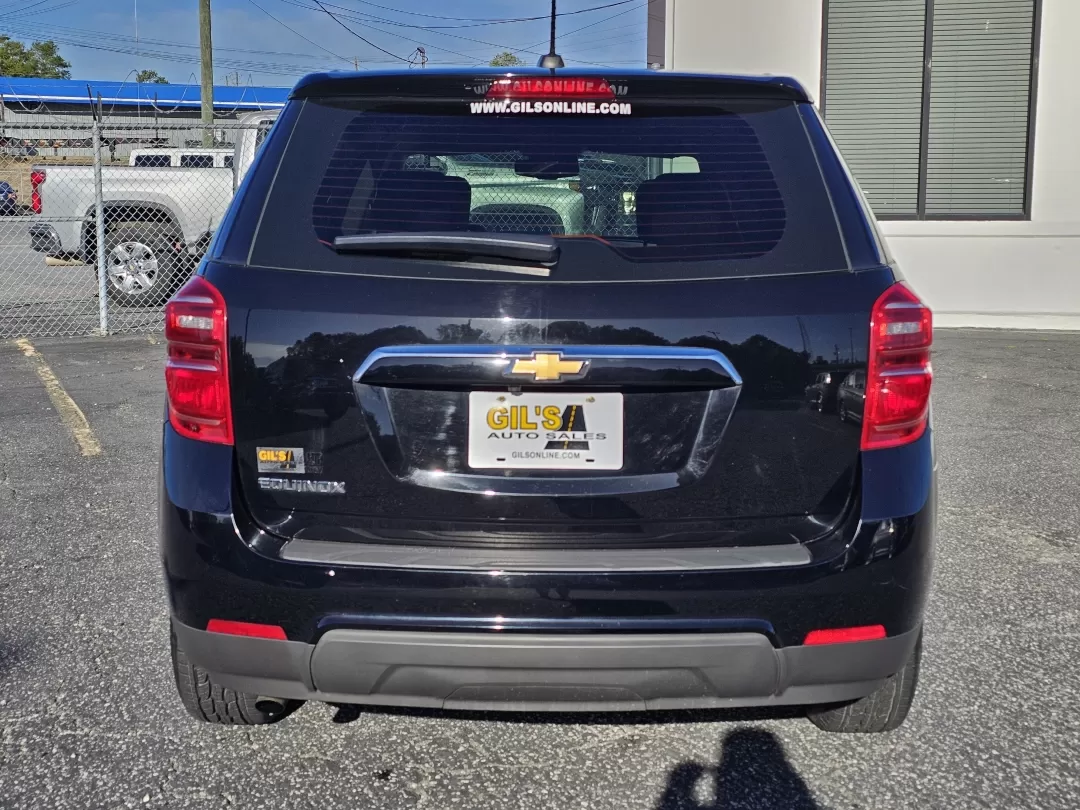 2017 Chevrolet Equinox LS photo 6