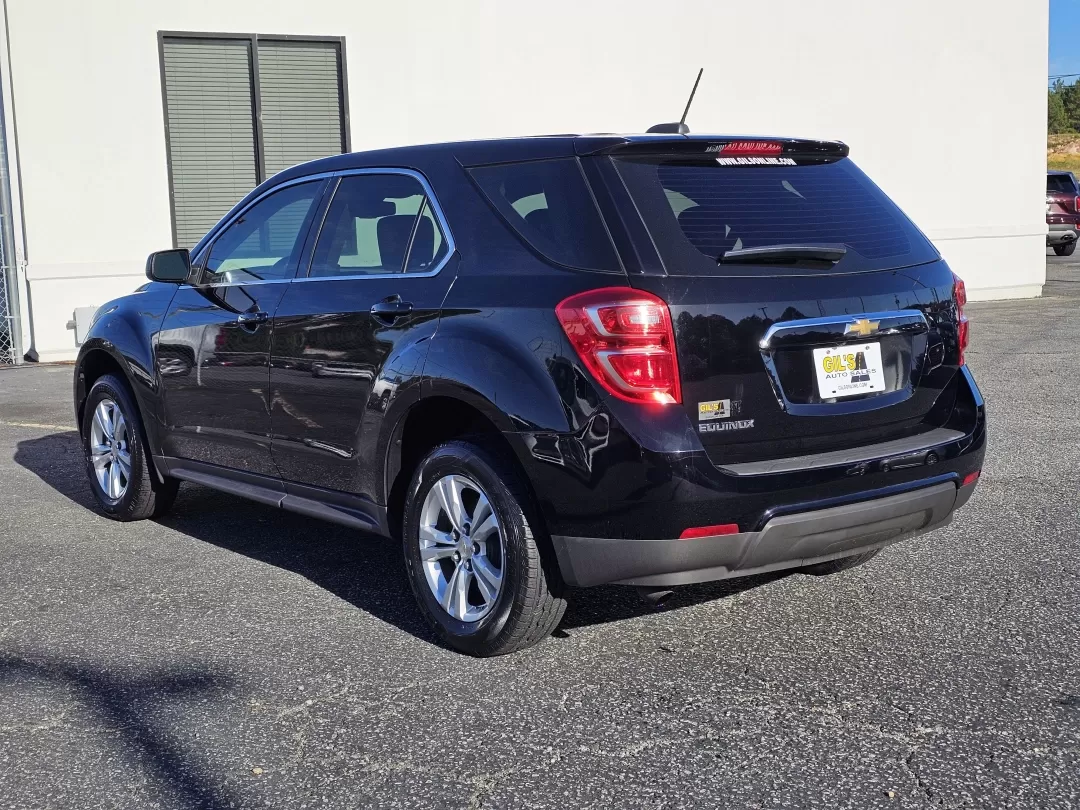 2017 Chevrolet Equinox LS photo 7