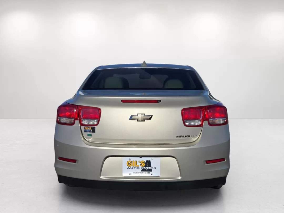 2016 /Cocoa/Light Neutral Chevrolet Malibu Limited LT (1G11C5SA8GF) with an Other engine, located at 1430 Gateway Drive, Opelika, AL, 36801, (334) 239-0944, 32.637871, -85.409790 - Discover the perfect blend of style, comfort, and reliability with our 2016 Chevrolet Malibu Limited, available now at Gils Auto your trusted Buy Here Pay Here dealership located at 5115 14th Ave., Columbus, GA 31904. Nestled in the heart of Columbus, this sedan is not just a mode of transportation - Photo#6