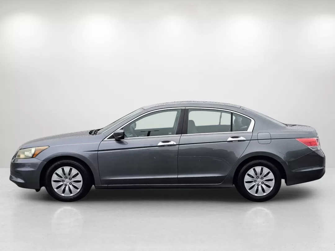 2011 Honda Accord Sdn LX (1HGCP2F30BA) with an Other engine, located at 1430 Gateway Drive, Opelika, AL, 36801, (334) 239-0944, 32.637871, -85.409790 - **Discover Your Next Adventure with the 2011 Honda Accord LX at Gils Auto!**<br /> <br /> Are you searching for a reliable and stylish vehicle that fits your busy lifestyle? Look no further than the 2011 Honda Accord LX, available now at Gils Auto in Phenix City, AL. This exceptional sedan is perfec - Photo#7