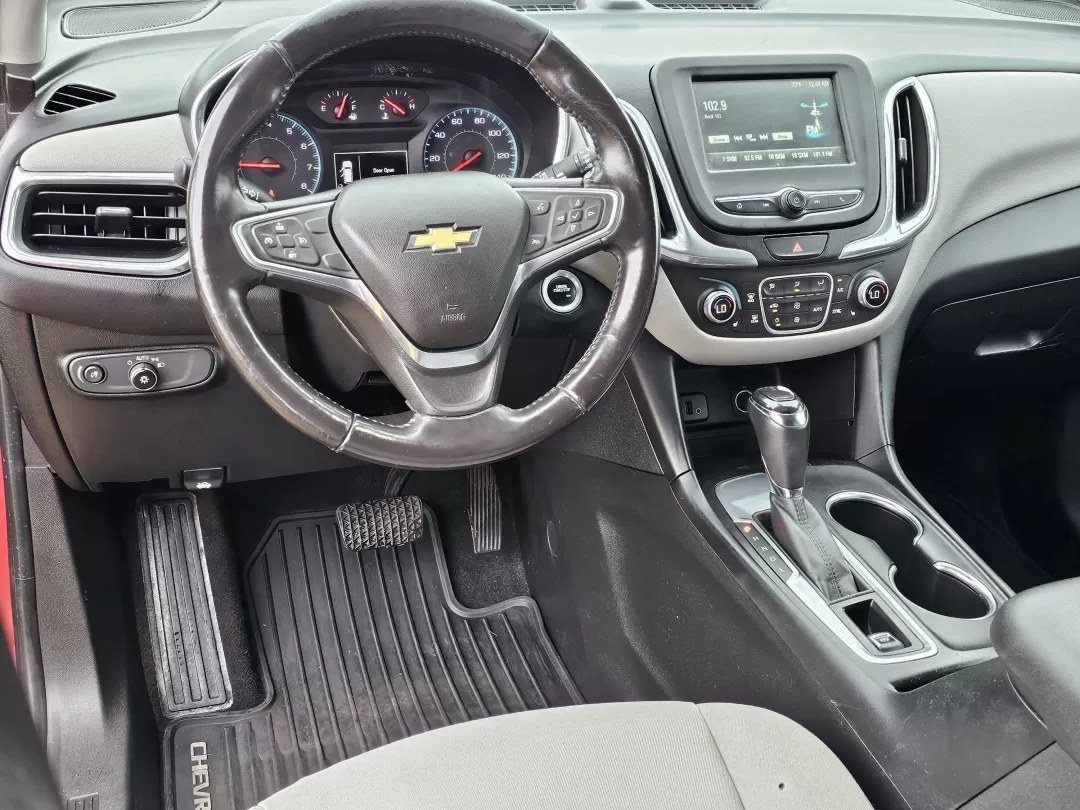 2018 /Medium Ash Gray Chevrolet Equinox LT (2GNAXJEV6J6) with an Other engine, located at 1430 Gateway Drive, Opelika, AL, 36801, (334) 239-0944, 32.637871, -85.409790 - 2018 Chevrolet Equinox LT - Photo#15