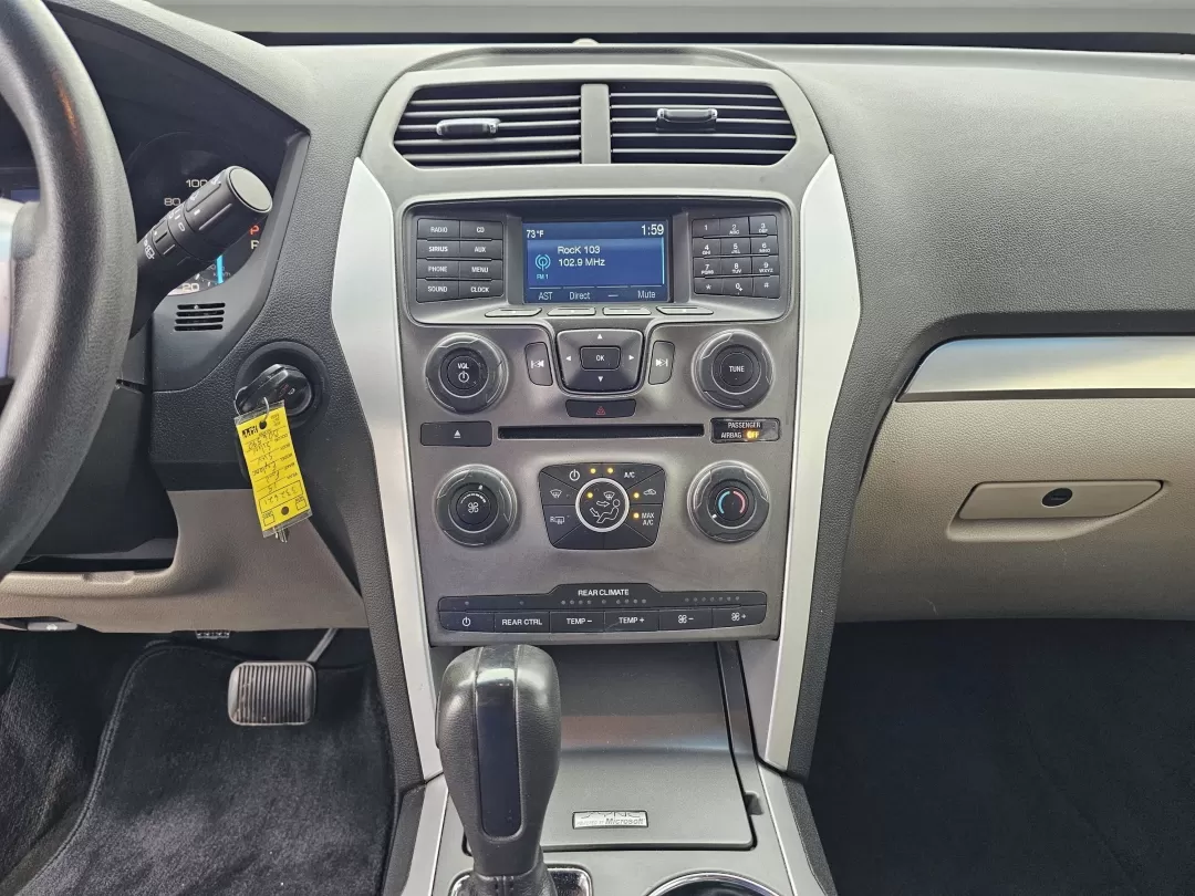 2015 Ford Explorer Base (1FM5K7B86FG) with an Other engine, located at 7000 Northlake Connector, Columbus, GA, 31904, (706) 987-8085, 32.524975, -84.978134 - **Explore New Adventures with the 2015 Ford Explorer at Gils Auto in Phenix City, AL!**<br /> <br /> Prepare to elevate your lifestyle with the remarkable 2015 Ford Explorer, available now at Gils Auto, your trusted Buy Here Pay Here dealership located at 3959 U.S. 80 W, Phenix City, AL 36870. This - Photo#11